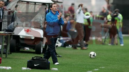 Conceicao:** "E frustrant să pierdem puncte așa!"