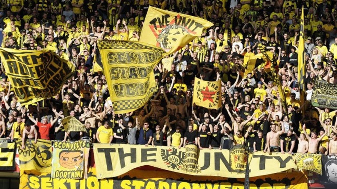 VIDEO | Reacția Borussiei Dortmund după alegerile din Germania: "Fotbalul și naziștii nu se potrivesc"