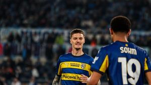 Gestul ciudat și controversat al lui Dennis Man. Italienii nu au înțeles de ce a făcut asta după ce Chivu l-a ținut rezervă și cu Lazio