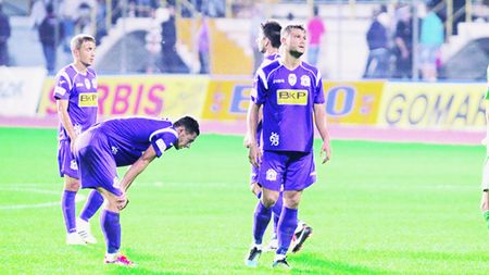 Jucătorii lui Poli pregătesc revolta! "Dați-ne banii!"** Cum le răspunde Iancu: