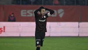 Bombă cu transferul lui Cătălin Cîrjan de la Dinamo! Antrenorul ucrainenilor: „Suma de 4 milioane de euro e o invenție!”