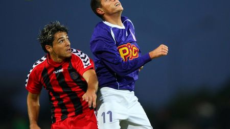 Buzoienii au "spart gheața"