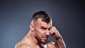Ștefan Lătescu și Bogdan Stoica, învinși în sferturi la Piramida Glory de la Rotterdam. Iancu „Tancul”, victorie spectaculoasă la debutul în Glory