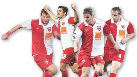 "Câinii", buni de națională!