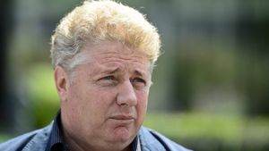 Ioan Mărginean, acuzat că și-a dat primă „de demitere” la Gaz Metan! Suma fabuloasă pe care și-a acordat-o în ultima zi la club, prin semnătura noului președinte Cristi Pustai | FOTO DOCUMENT