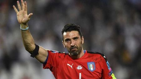 Buffon spune "adio" naționalei! "Nu-mi pare rău pentru mine, ci pentru tot fotbalul italian". Mesajul transmis de legendarul portar la finalul unui ciclu
