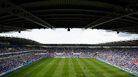 Gest NEMAIÎNTÃ‚LNIT în istoria fotbalului!** Foaia oficială de la Reading - Tottenham "ascunde" un SECRET. Fotografia de milioane de LIKE-uri, care o să îți facă ziua mai frumoasă