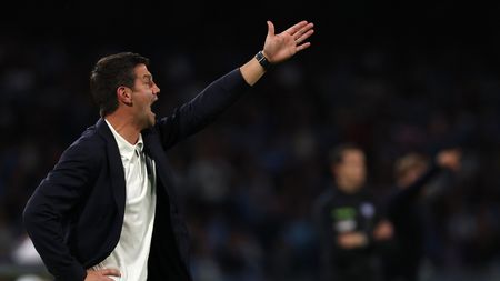 Chivu, fază cu scandal în Napoli – Inter. A durat 4 minute până a venit decizia VAR: verdictul specialistului!