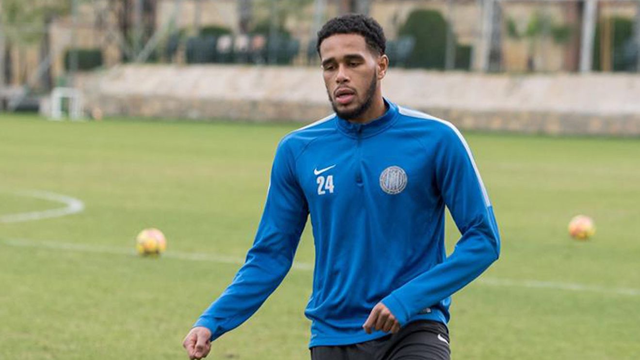 Fotbalistul care a trecut pe la City și United a plecat din Liga 1 fără să joace vreun minut! Motivul despărțirii