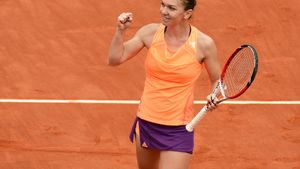 Halep a depășit-o pe Serena Williams în topul WTA Race, iar de luni poate fi numărul 1
