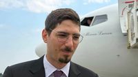 Cum am trăit primul zbor cu Boeing 737 MAX – Mircea Lucescu, prin negura prezenței ministrului Radu Miruță