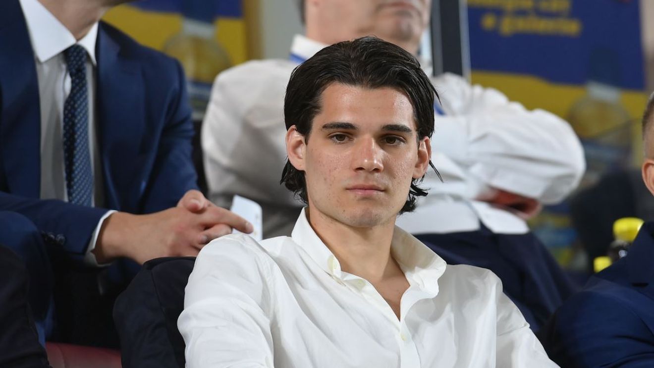 Ianis Hagi a dezvăluit pe rețelele de socializare motivul pentru care lipsește din lotul lui Rangers! Echipa sa o întâlnește pe Dundee United în campionatul Scoției