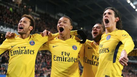 Spaniolii aruncă "bomba": Real Madrid s-a folosit de interesul pentru Neymar pentru a ascunde negocierile cu un alt star de la PSG! Marea lovitură încercată de "galactici"