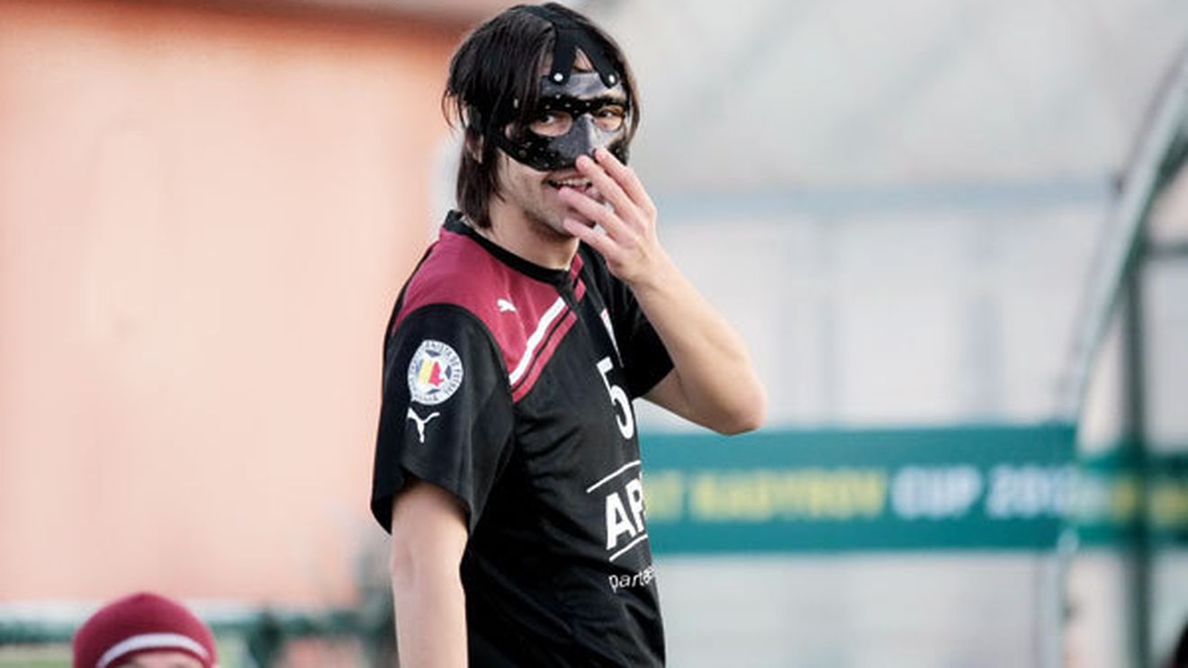 "Chirurgul" cu mască!** Alexa a jucat primele minute după fractura de pomete