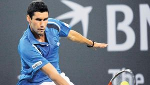 Victor Hănescu**, eliminat în turul doi la Barcelona!