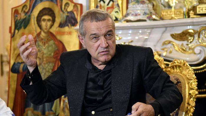 Gigi Becali și-a găsit nașul într-un fotbalist de la FCSB pe care nu îl poate da afară indiferent de ce a încercat să îi facă! „Bine, mă, stai acolo!”