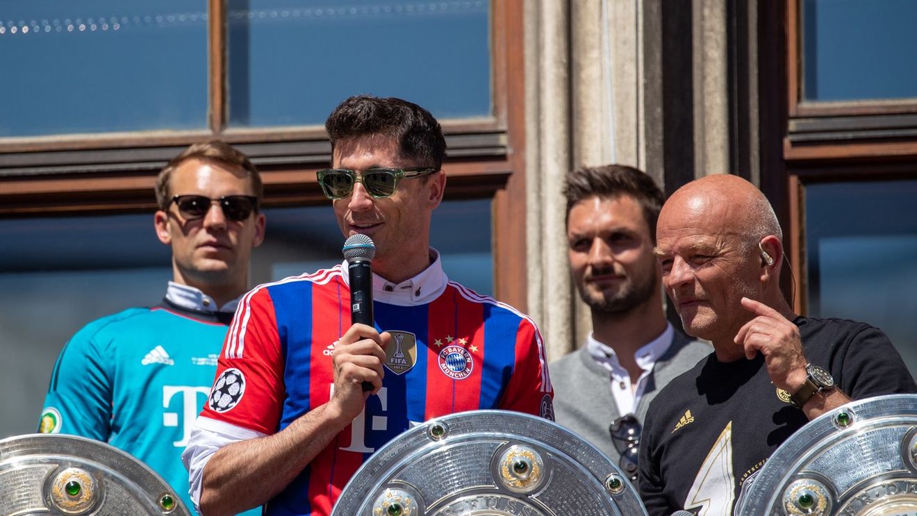 Lupta la titlu este tot mai aprinsă în Bundesliga, iar Robert Lewandowski și-a ales favorita. Polonezul i-a provocat pe fanii Borussiei Dortmund: „Voi ține cu Bayern”