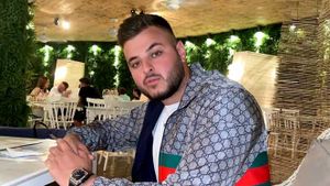 Adrian Mititelu jr, atac devastator la Florin Manea: „La vârsta mea, el umbla cu pisicuțele în rucsac prin Statele Unite! E hilarul branșei" | EXCLUSIV