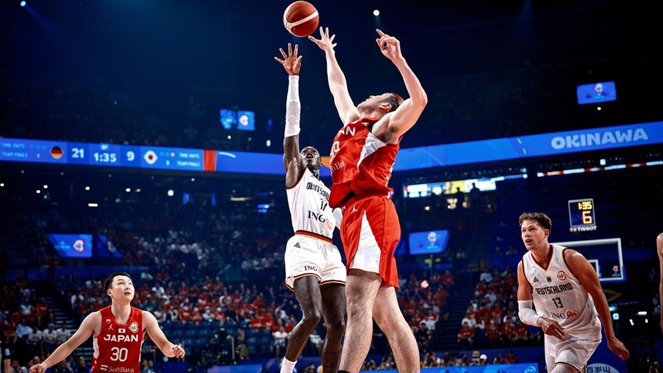 Povestea unică a lui Dennis Schroder, starul NBA al Germaniei la Mondialul de baschet: descoperit de un antrenor român, musulman cu origini în Gambia, patron de club la 29 de ani | CORESPONDENȚĂ DIN MANILA