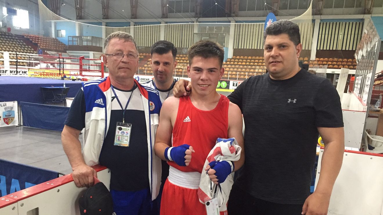 Campionatele Europene de box de la Galați. Azi și mâine, se boxează pentru medalii. 13 români se bat pentru "podium"