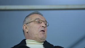 FCSB își deschide academie internațională de fotbal în Uganda! Gigi Becali are un plan SF: „Am cumpărat 30 de hectare”. Care e singura problemă