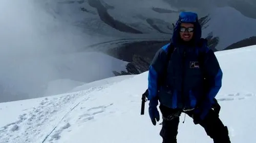 Patru alpiniști vor încerca să urce pe Vârful Annapurna, în prima expediție sută la sută românească