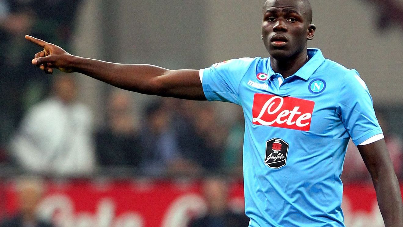 Șanse mici pentru Chiricheș să ajungă titular la Napoli. Koulibaly tocmai ce și-a prelungit contractul