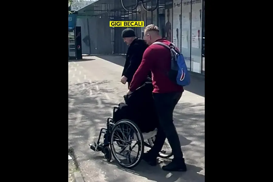 Alexandrina Becali, alături de fiul ei, la clinică (Sursă foto: CANCAN.RO)