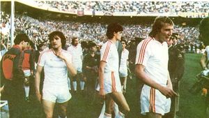 INTERVIU | Fața urâtă a marii finale din 7 mai 1986. Emisarul Stelei, cu căciula-n mână pe la porțile marilor cluburi spaniole. "Mă simțeam ca toți românii în perioada aia: ca un rahat"