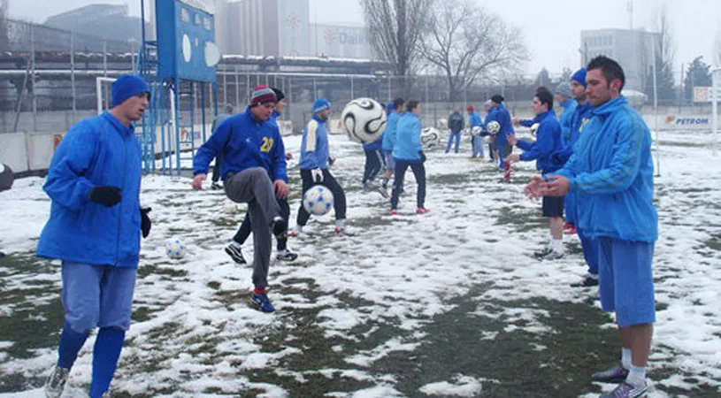 Chimia debutează** cu Sportul