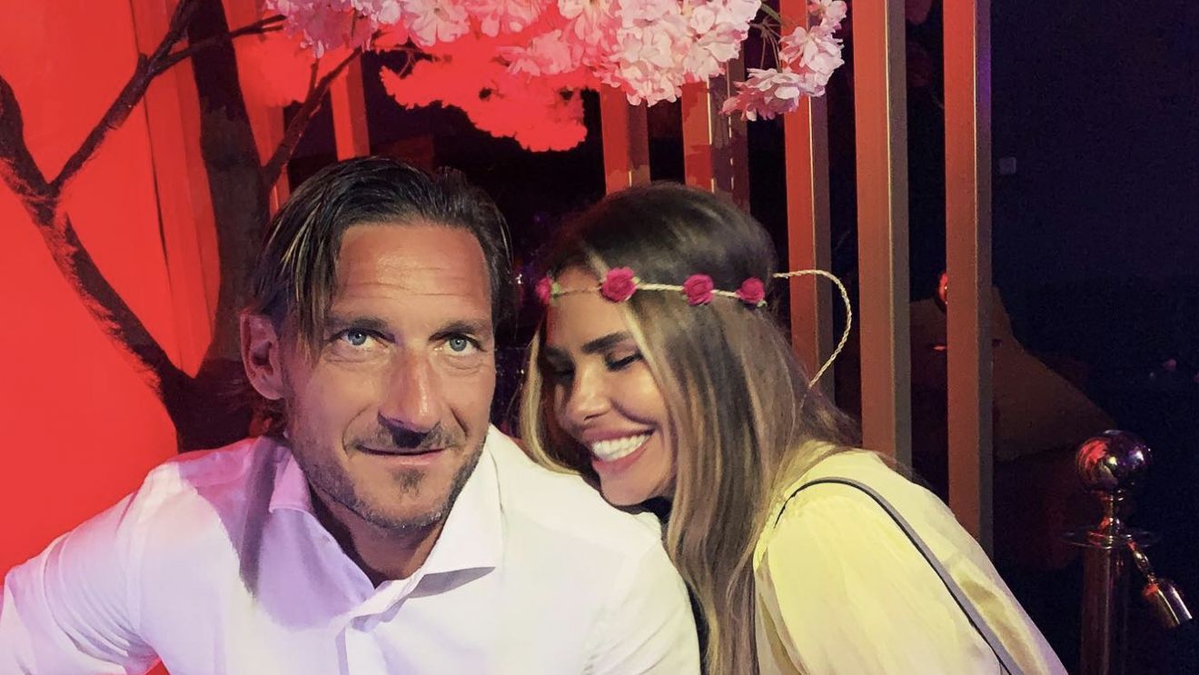 Divorț bombă: Francesco Totti și Ilary Blasi s-au despărțit după 17 ani! Cel mai faimos cuplu din Italia și-a spus adio!