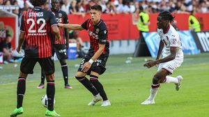 Cum s-a descurcat Rareș Ilie la debutul în Ligue 1! Nota primită de român după meciul lui Nice cu Toulouse