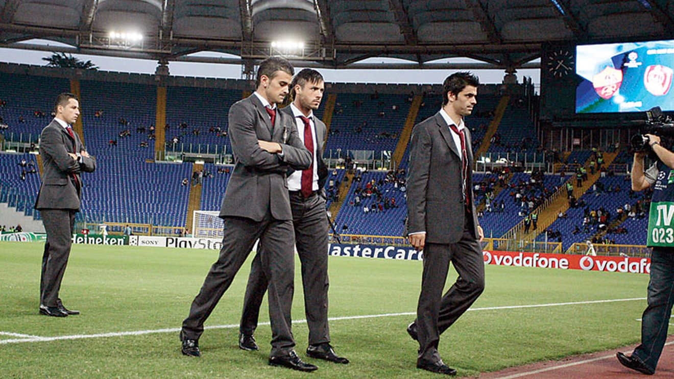 Ceferiștii au părut relaxați la inspecția gazonului