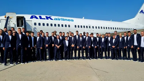 FCSB a decolat spre Londra pentru meciul cu West Ham! Fotografia de grup făcută pe Aeroportul Băneasa