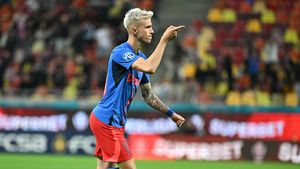 „Atunci va deveni un fotbalist foarte bun”. Rică Neaga știe de ce are nevoie Octavian Popescu pentru a „străluci”. EXCLUSIV