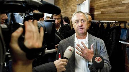 Cruyff critică dur jocul Olandei: "Ne vor măcelări"