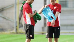 Revin "gurile de foc"!** "Bratu și Niculae sunt apți de joc!"