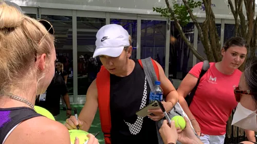 Simona Halep, asaltată la Citi Open! Ce a spus românca despre oamenii disperați să obțină autografe: „Sunt peste tot!