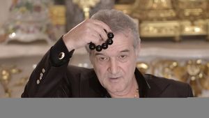 "Satanistul" de la FCSB, echipa ultrareligiosului Gigi Becali | FOTO