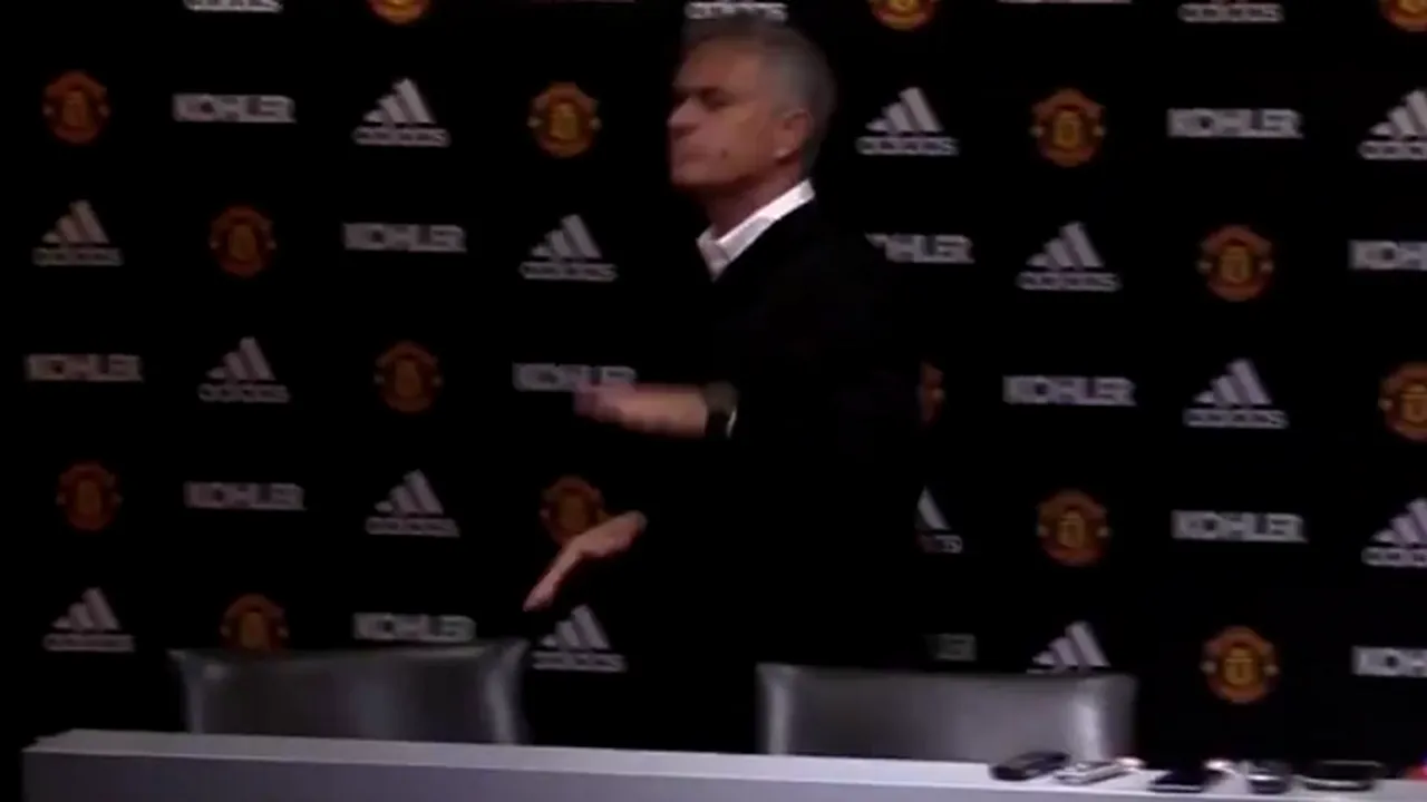 Umilit, dar arogant! VIDEO | Mourinho s-a enervat și a plecat val-vârtej de la conferința de presă: 