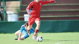 „Te rog, Vali, dă gol!"