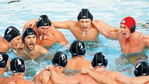 Au sărit din bazin în tren!** Tricolorii, matematic în baraj