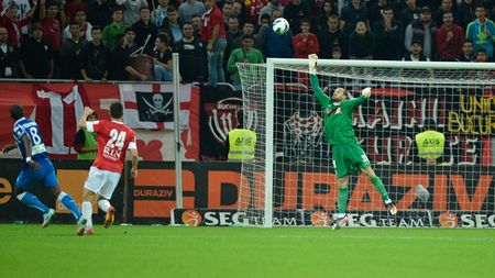 Dinamo continuă curățenia. "Câinii" negociază rezilierea contractelor a încă doi jucători 