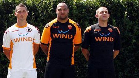 "Pisica" cucerește Roma! Fanii vorbesc despre 'Miracolul lui Lobonț'