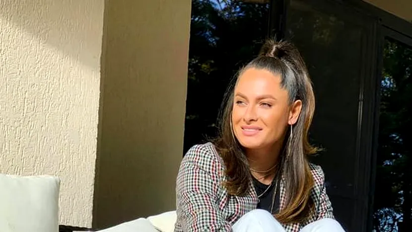 FOTO / Raluka, mai provocatoare ca niciodată. Cum s-a fotografiat în piscină