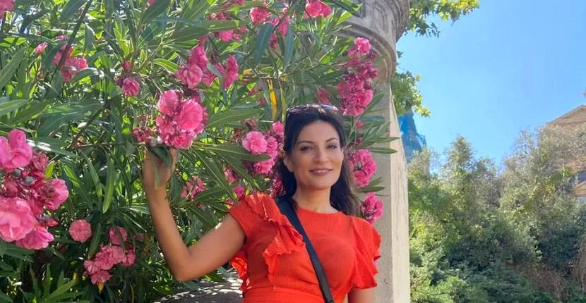 FOTO / Ioana Ginghină, vacanţă în familie, în Spania şi în Grecia, înaintea revenirii pe platoul de filmare de la serialul ”Adela” 　　　　