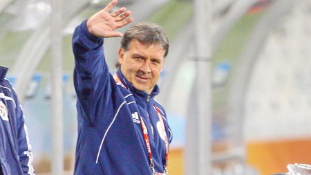 Messi l-a retras pe „Tata" Martino
