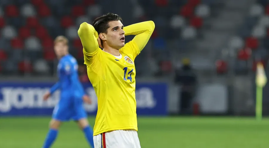 Ianis Hagi a fost în centrul discuțiilor legate de meciurile jucate de România cu Andorra și Belarus. Sursă foto: Mediafax