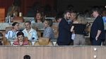 David Beckham, trădat de fiul Romeo şi de iubita acestuia!