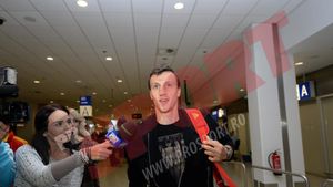 
FOTO EXCLUSIV: Primele imagini cu Vlad Chiricheș după accidentare